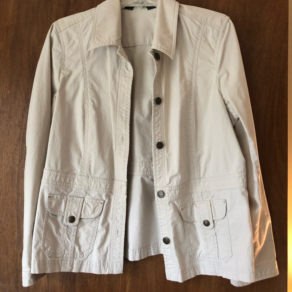 Light weight cotton blend Eddie Bauer jacket